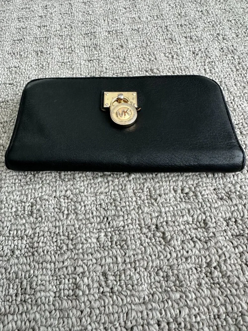 Michael Kors Hamilton Continental Zip Around Wallet Black Leather Gold Lock